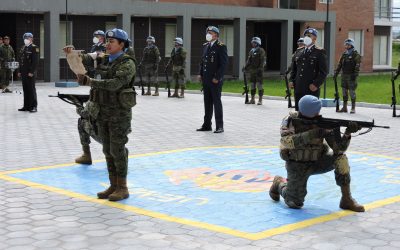 Ceremonia militar por el aniversario  del Personal de Mantenimiento de Paz de la Organización de las Naciones Unidas.